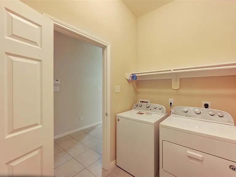21930 Shady Heath Ln — Photo 43