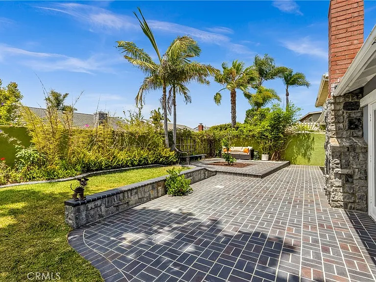 33051 Christina Dr — Photo 27