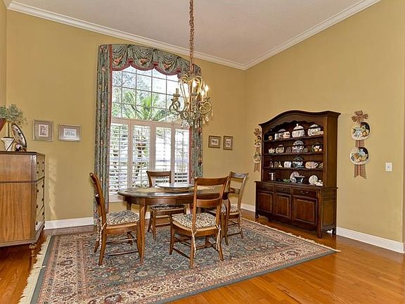 5th image of 3818 Turkey Oak Dr