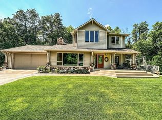 6050 Magic Canyon Rd, Rapid City, SD 57702