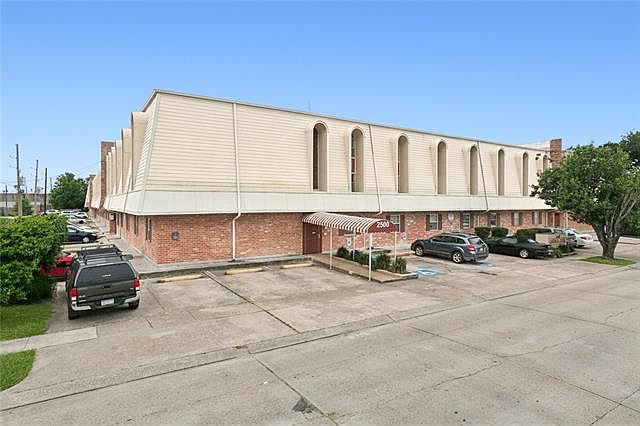 1st image of 2500 Houma Blvd APT 215