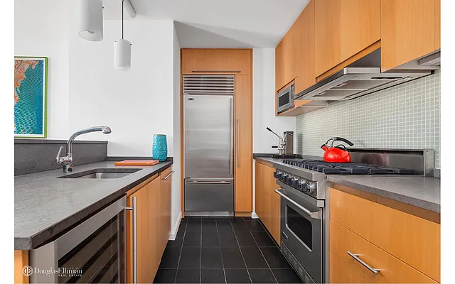 Sold by Douglas Elliman | media 3