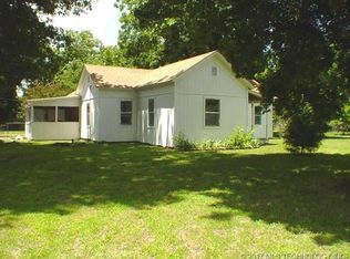 224 S Mayes St, Pryor, OK 74361