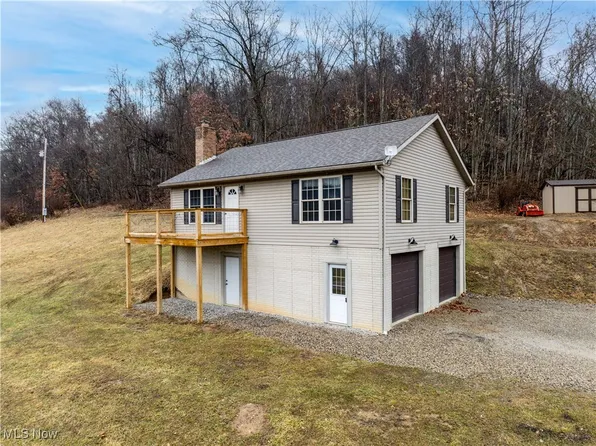 2297 Frys Valley Rd SW, Pt Washington, OH 43837