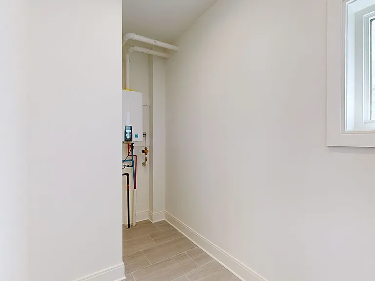 5909B Carl Pl — Photo 15