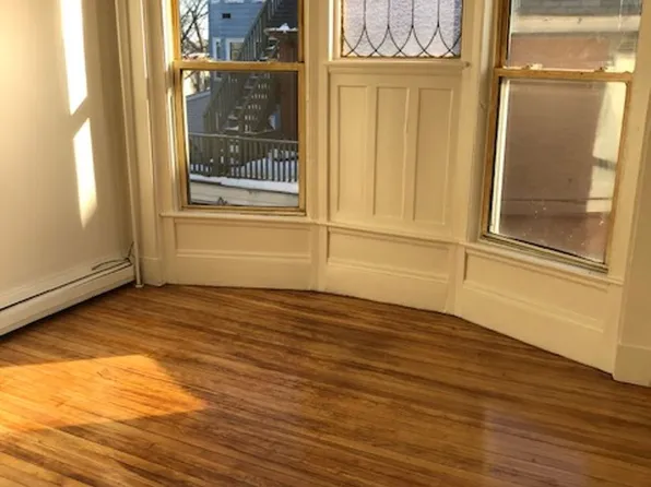 493-497 Cumberland Ave., 493-497 Cumberland Ave #493-5, Portland, ME 04101