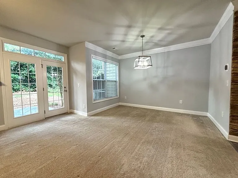 2408 Strand Ave — Photo 8