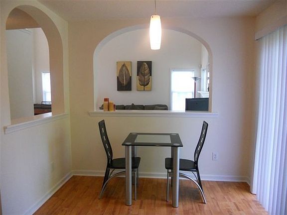 3rd image of 7 Homestead Ct