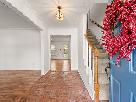 4th image of 5223 Ashmere Ln