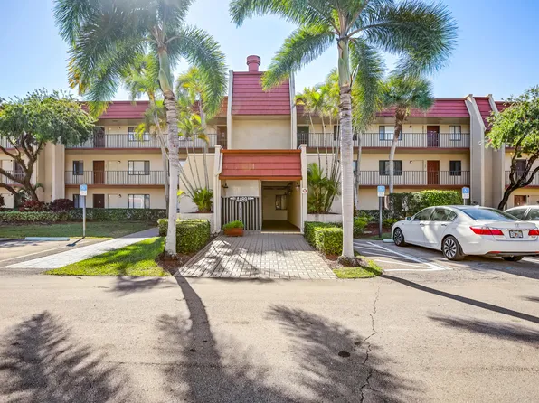 4489 Luxemburg Court Apt. 108, Lake Worth, FL 33467
