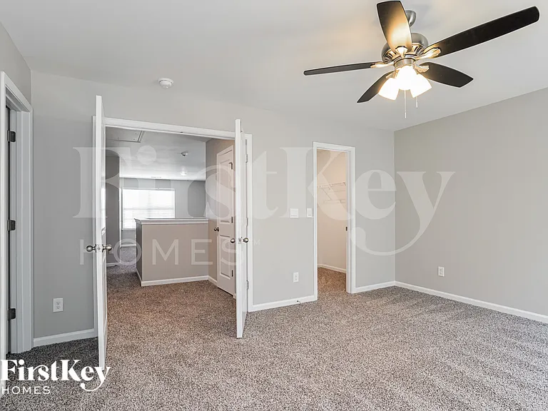 164 N Hill Ln — Photo 7