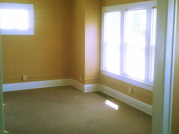 Dining rm