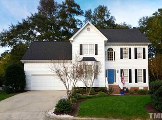 104 Glen Mavis Ct, Cary, NC 27518