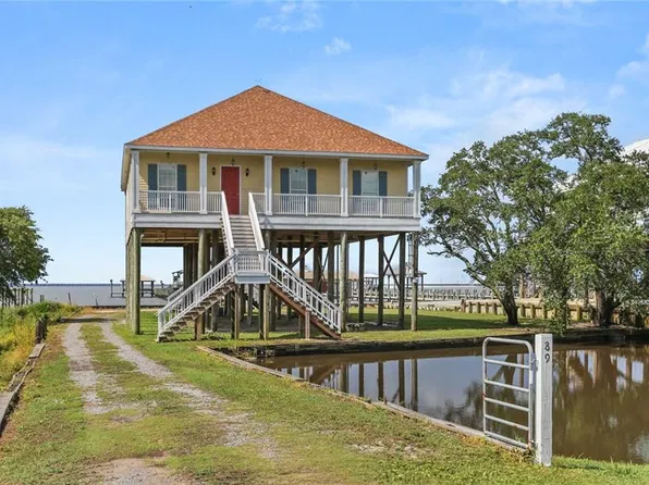 89 Lakeview Dr, Slidell, LA 70458