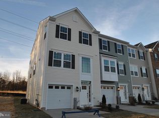 9919 Ravenhurst Rd, Middle River, MD 21220