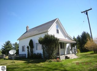 8340 Zue Rd, Buckley, MI 49620