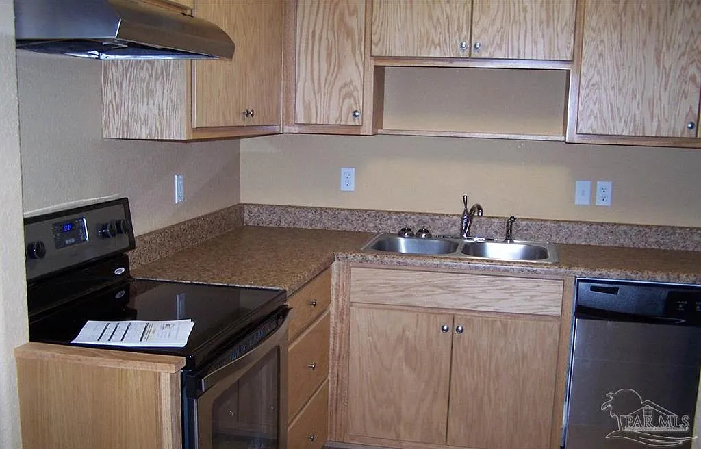 Lake Joanne Drive 7071 - 1C — Photo 3