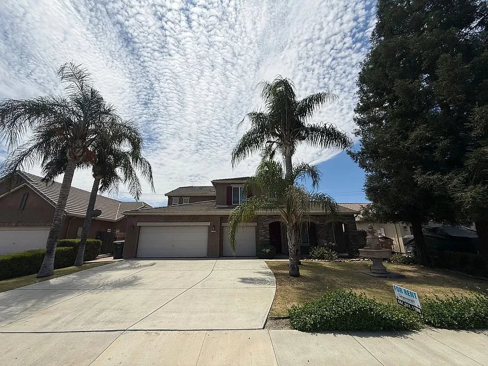 11425 Mondego Dr