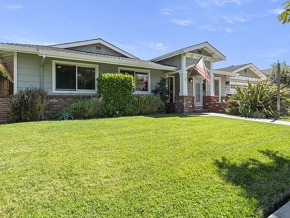 3rd image of 1366 Glenmoor Way
