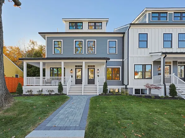 32 Linwood Ave #32, Melrose, MA 02176