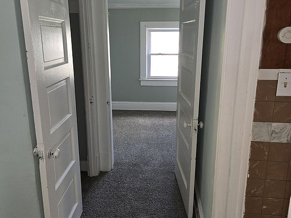 3rd image of 3475 W 46th St Unit 2