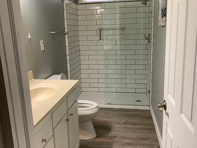 1426 Linden St #B — Photo 12