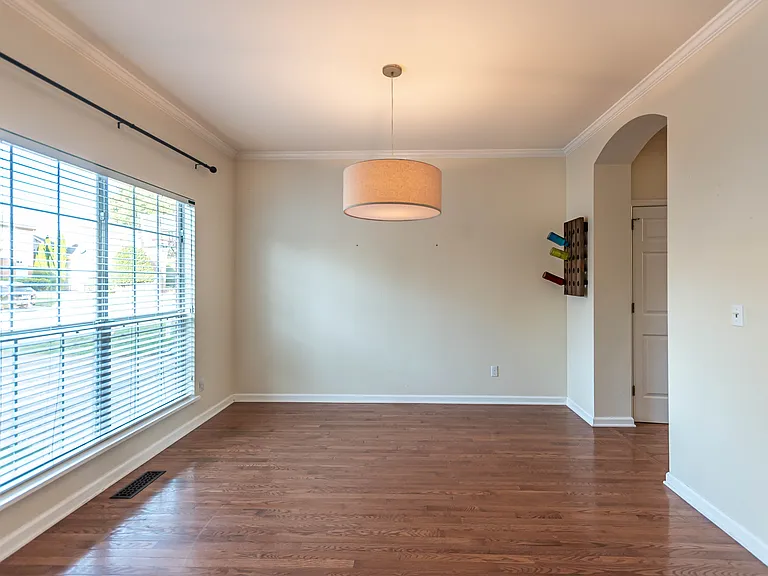 517 Caselton Ct — Photo 9