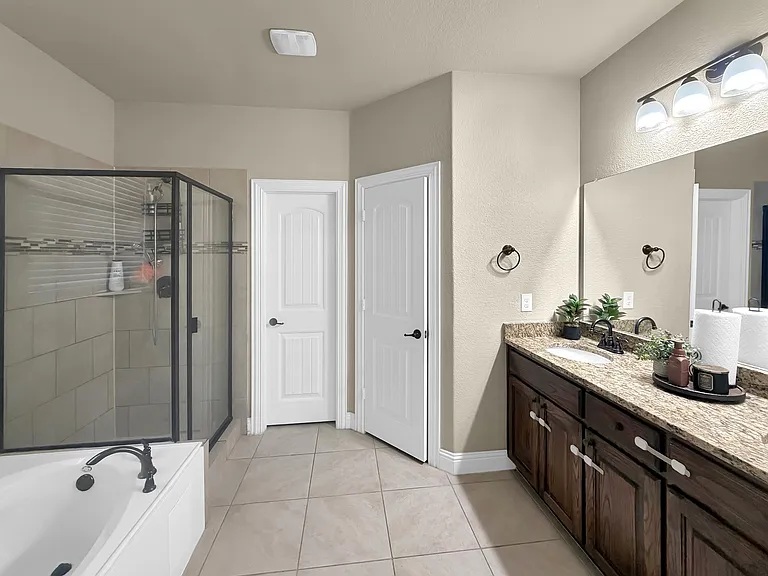 10700 Lariat Trail Dr — Photo 6