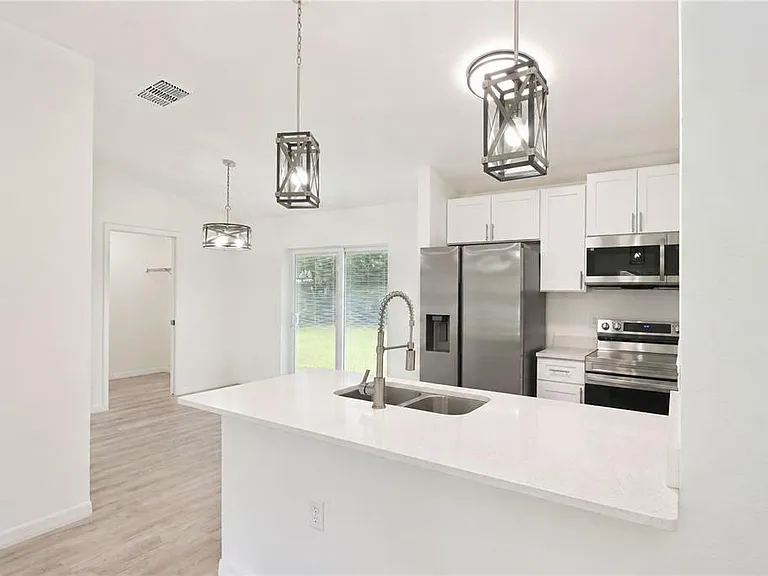510 SW 15th Ave — Photo 8