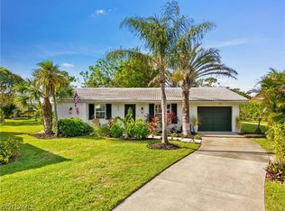 22 Lanai Cir #22, Naples, FL 34112