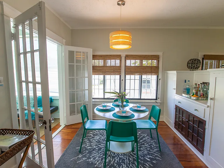 313 Daytona Ave — Photo 6