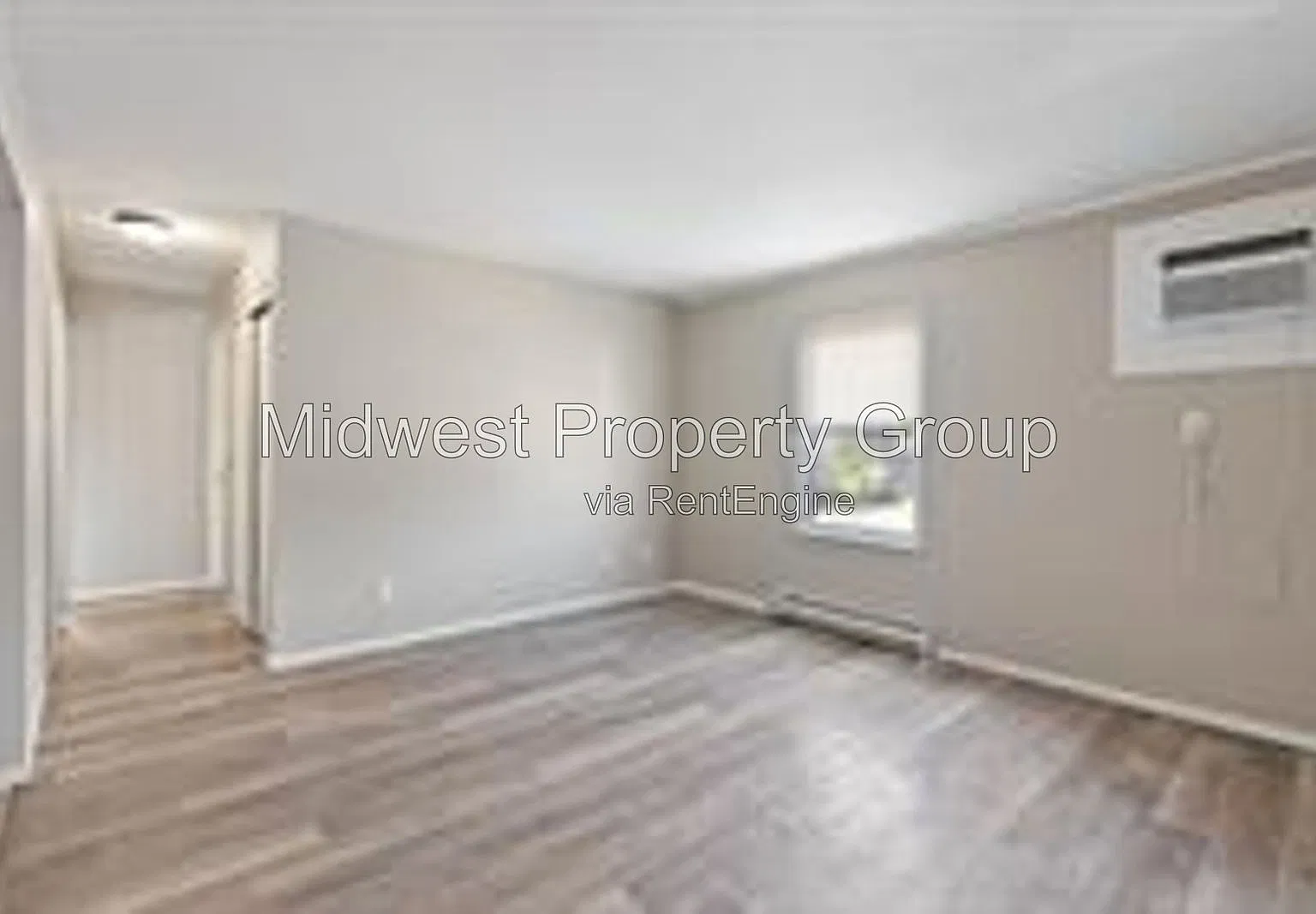 2 bed, 1.0 bath, 670 sqft, $925 — Photo 3
