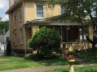 818 3rd St E, Huntington, WV 25701