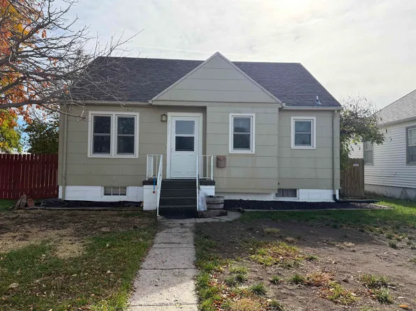 2105 Maple St, Sidney, NE 69162