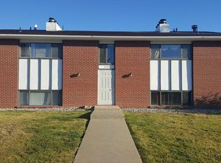 3302 Frontier St APT 101, Cheyenne, WY 82001