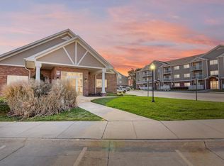 1910 SW 27th St #335, Lincoln, NE 68522