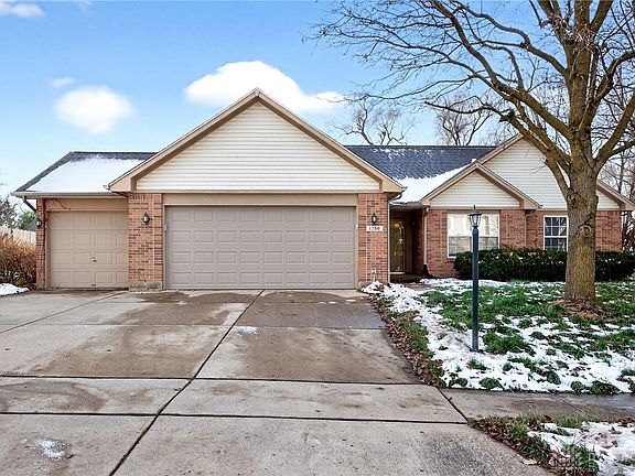 2nd image of 1200 Whitetail Dr