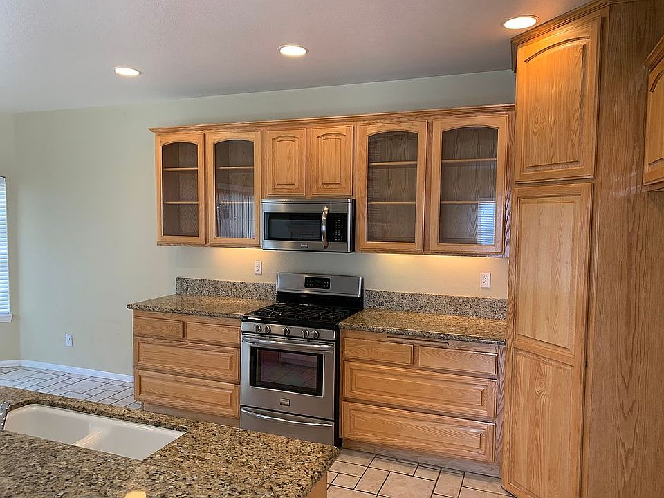 1st image of 13730 Chinquapin Dr