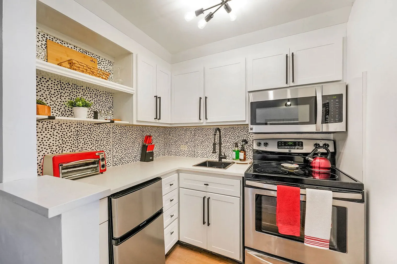 Studio, 1.0 bath, 441 sqft, $2,099 — Photo 4