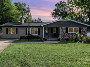 203 Auten Cir, Mount Holly, NC 28120