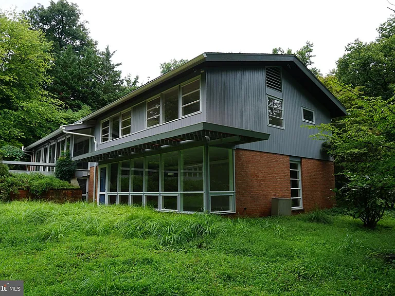 444 Garrison Forest Rd — Photo 2
