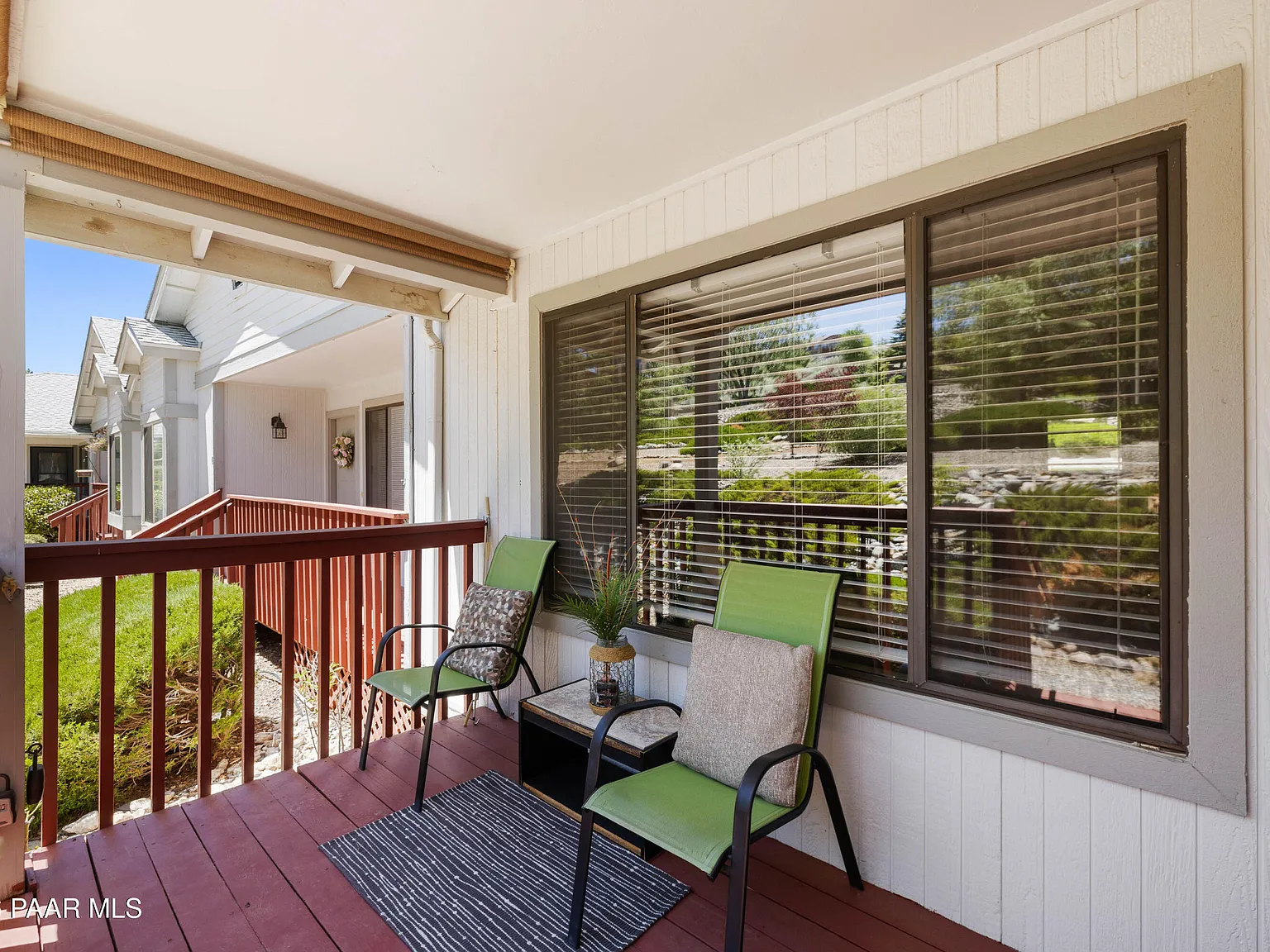2 bed, 2.0 bath, 1174 sqft, $1,900 — Photo 2
