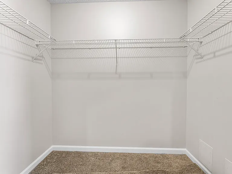 328 Regency Ave — Photo 9