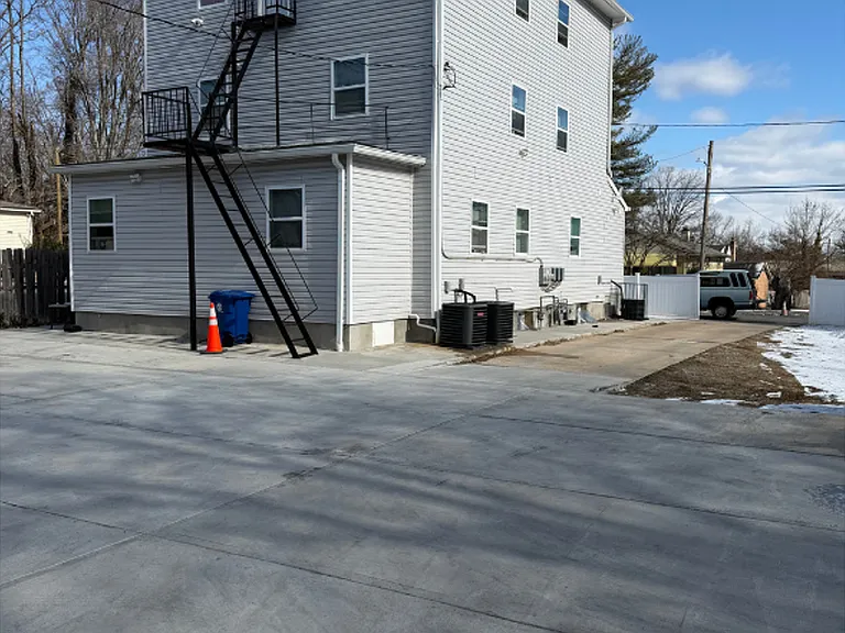 6504 Armstrong Ave #BB-550 — Photo 11