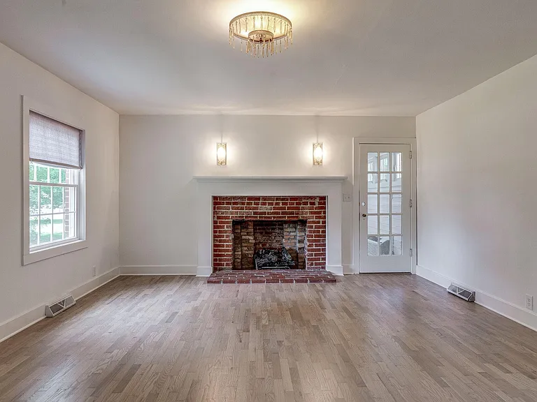 8569 Horton Hwy — Photo 6