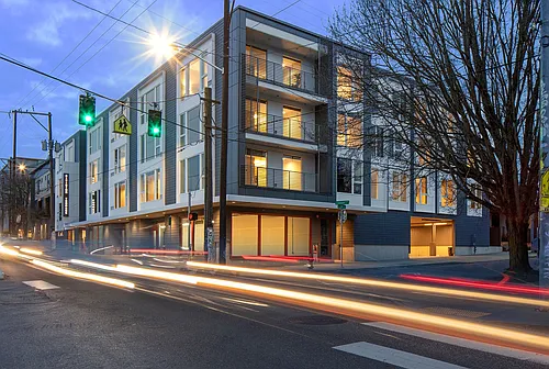 Division Terrace Apartments Photo 1