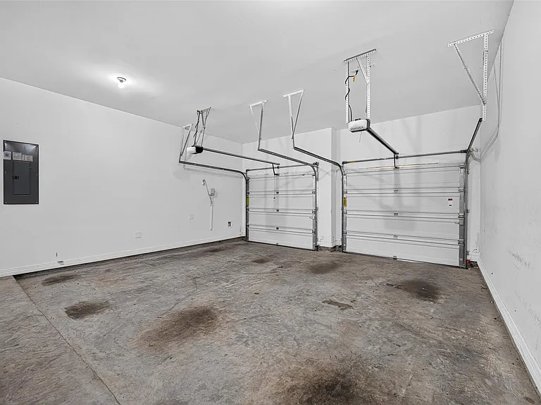 26302 Misty Ember Ln — Photo 48
