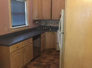 720 18th Ave APT 1, Moline, IL 61265