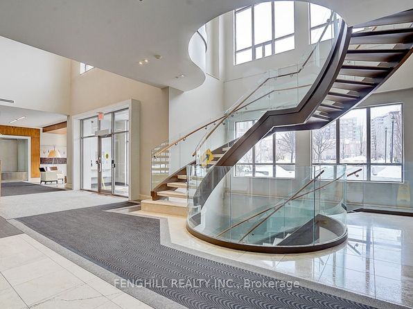 37 Galleria Pkwy #709, Markham, ON L3T 0A5