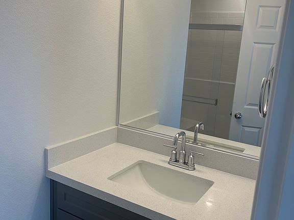 4th image of 1176 Ammonite Ave